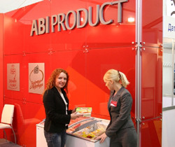 Компания ABI PRODUCT приобрела в Аптренд столы для конференц-зала